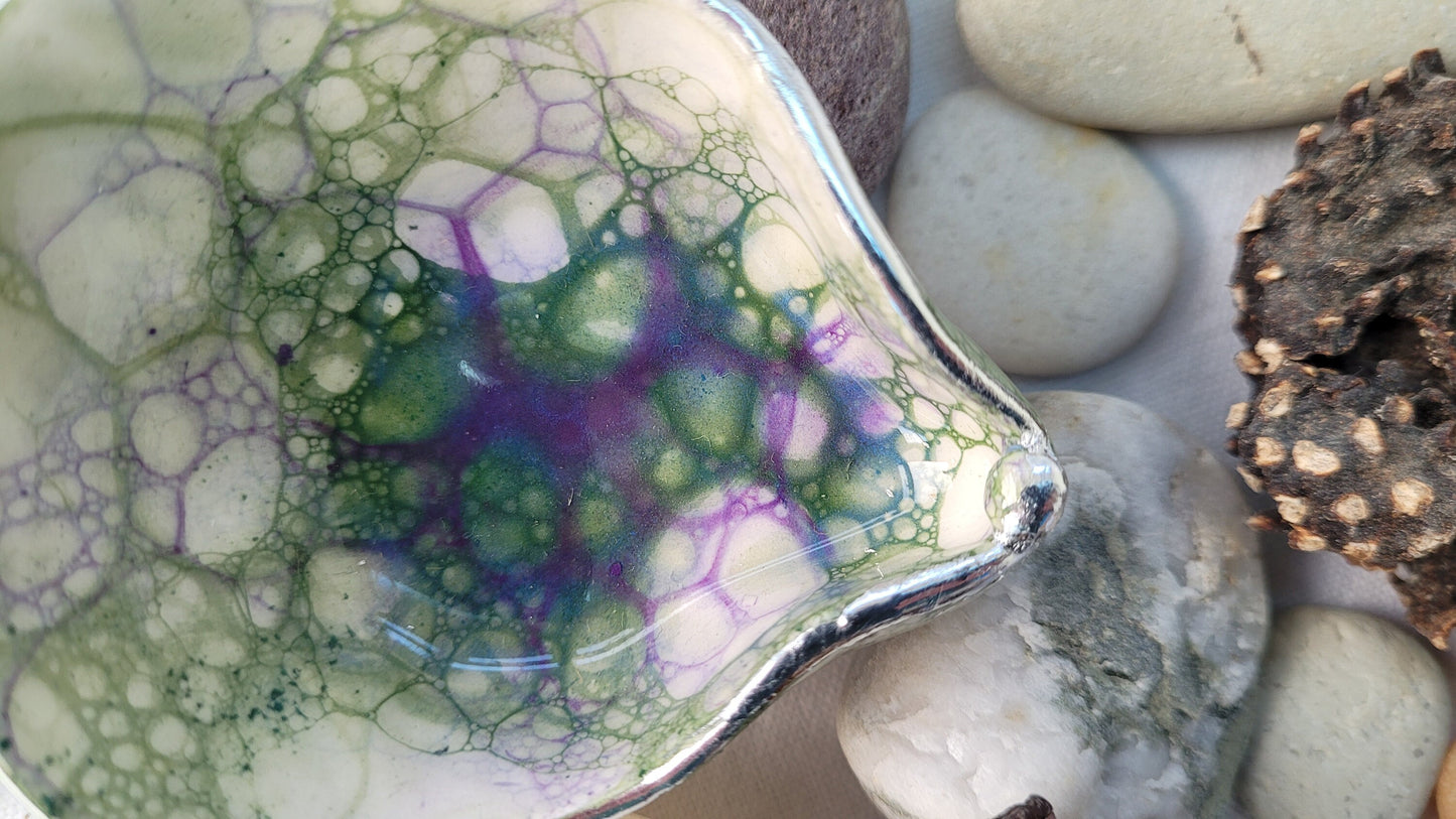 Bubble Glaze Porcelain Ring Dish: Green Purple with Gold Gilding