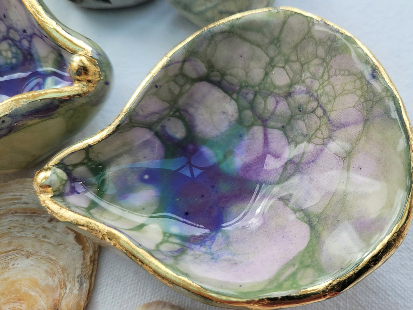 Bubble Glaze Porcelain Ring Dish: Green Purple with Gold Gilding